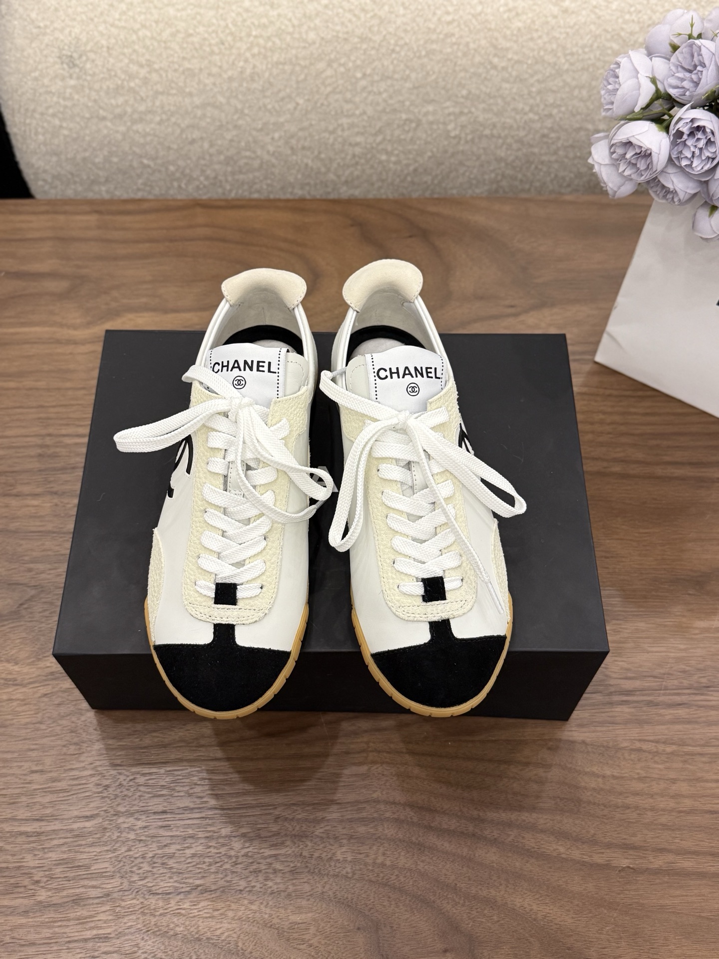 샤넬(CHANEL) 배색 스트랩 단화 신발