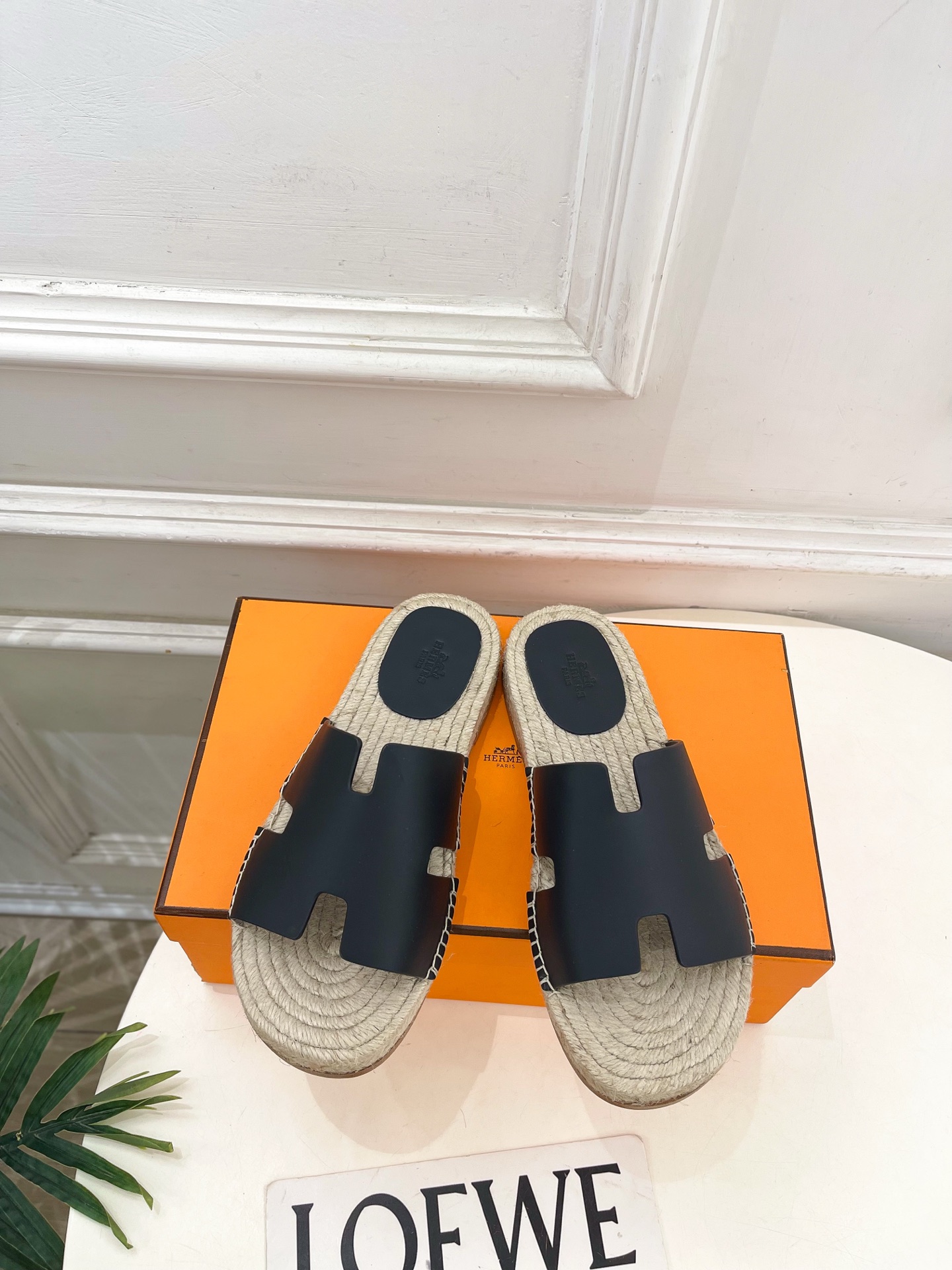 에르메스(HERMES) 커플 가죽 에스파드류 슬리퍼 신발