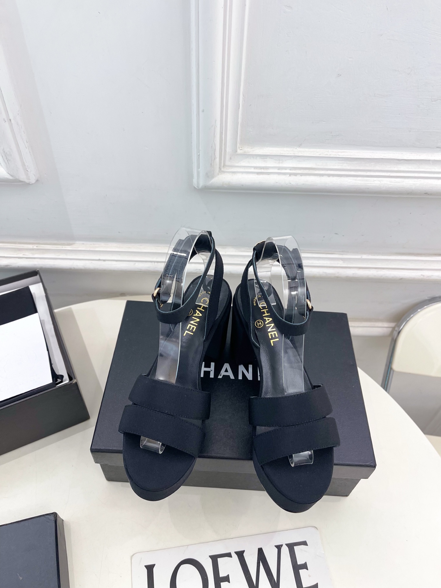 샤넬(CHANEL) 패브릭 플랫폼 하이힐 샌들 신발