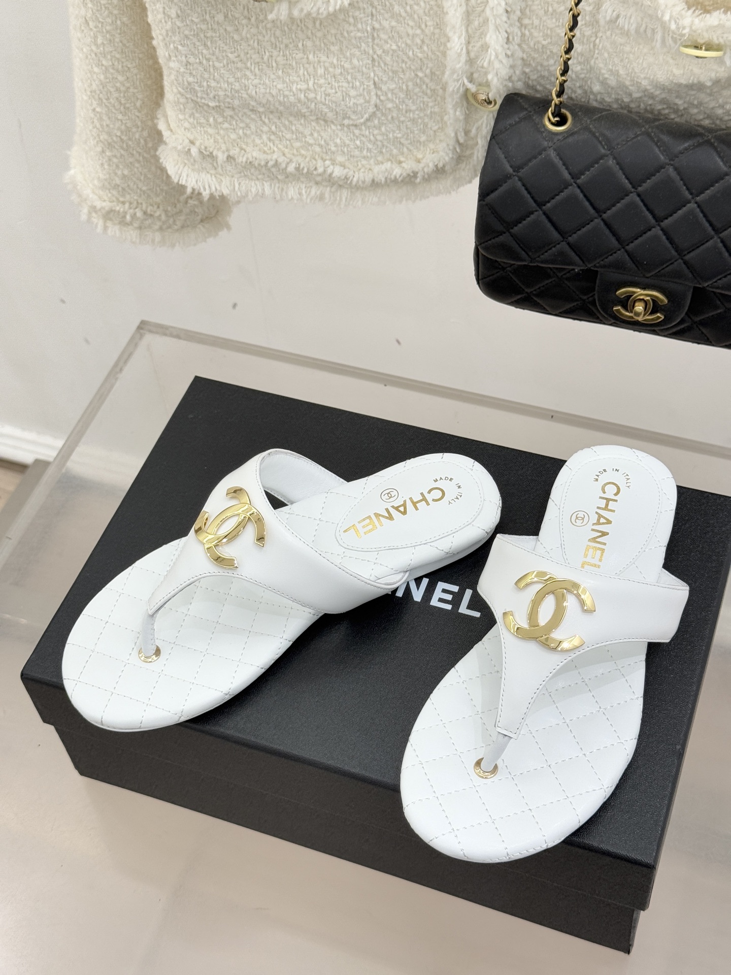 Chanel 26P 샤넬 빅 더블C 퀼팅 플립플랍 쪼리 샌들 슬리퍼 신발