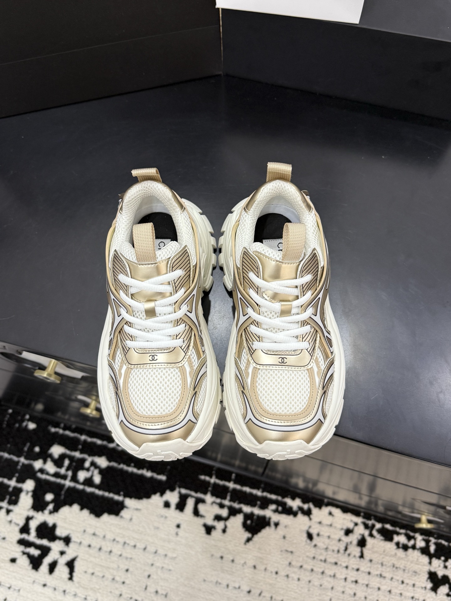 Chanel 26 샤넬 통굽 스니커즈 신발