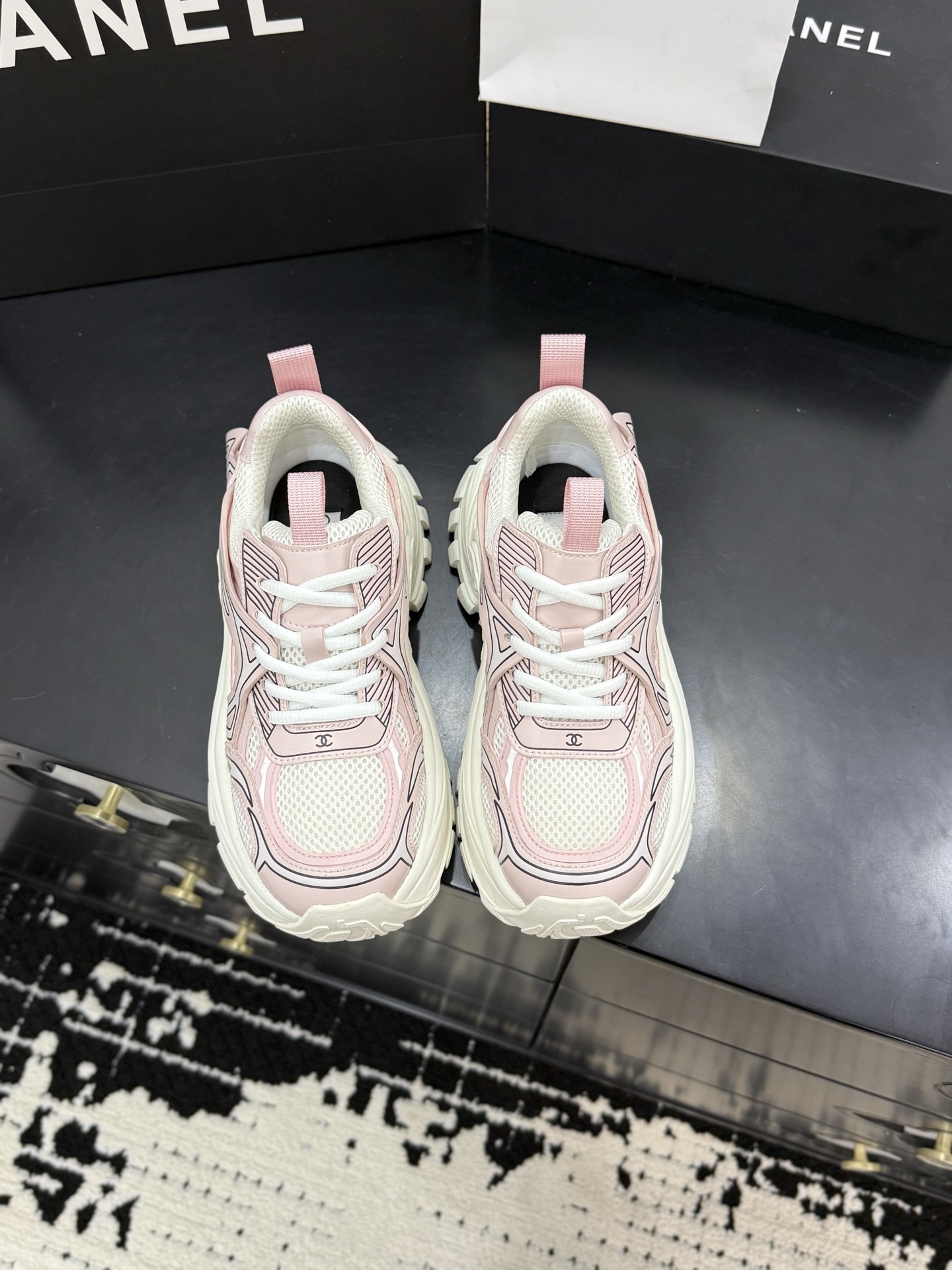 Chanel 26 샤넬 통굽 스니커즈 신발