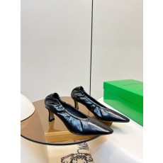 Bottega Veneta BV 보테가 베네타 '위치 슈즈' 키튼힐 구두 신발