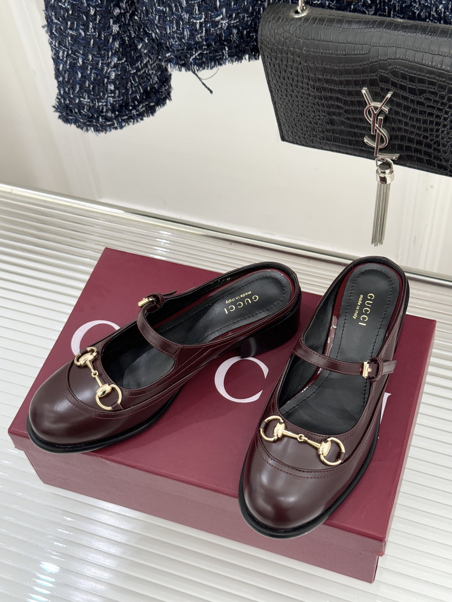 구찌(GUCCI) 메리제인 미들굽 뮬 신발