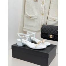 샤넬(CHANEL) 주얼리 스트랩 굽 샌들 신발