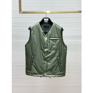 프라다(PRADA) 레터링 로고 패딩 베스트 의류