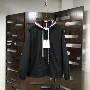 몽클레어 몽클레르(MONCLER) 얼리 스프링 신상 남성 자켓 의류