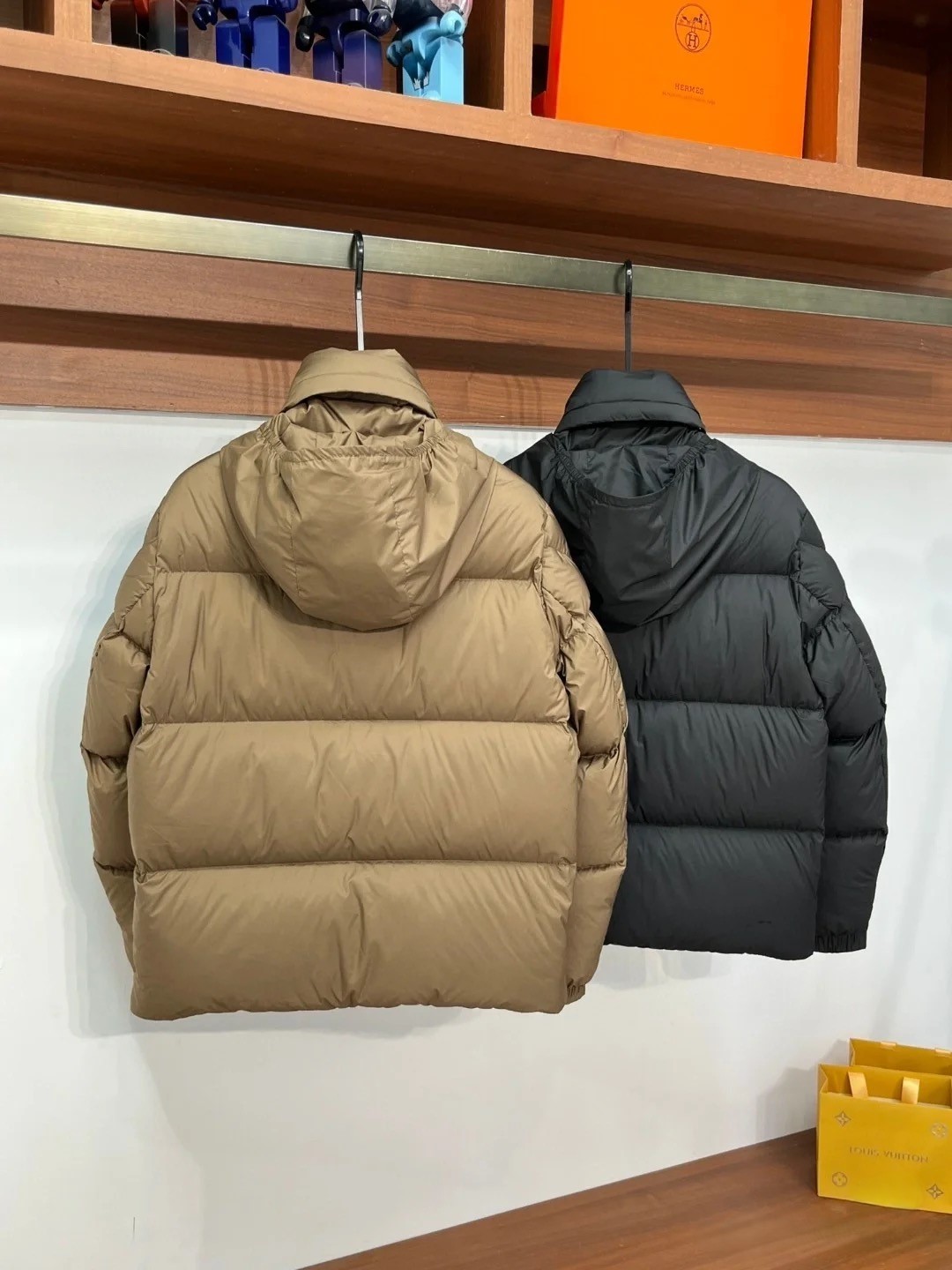 몽클레어 몽클레르(MONCLER) 스탠드 칼라 다운 패딩 의류