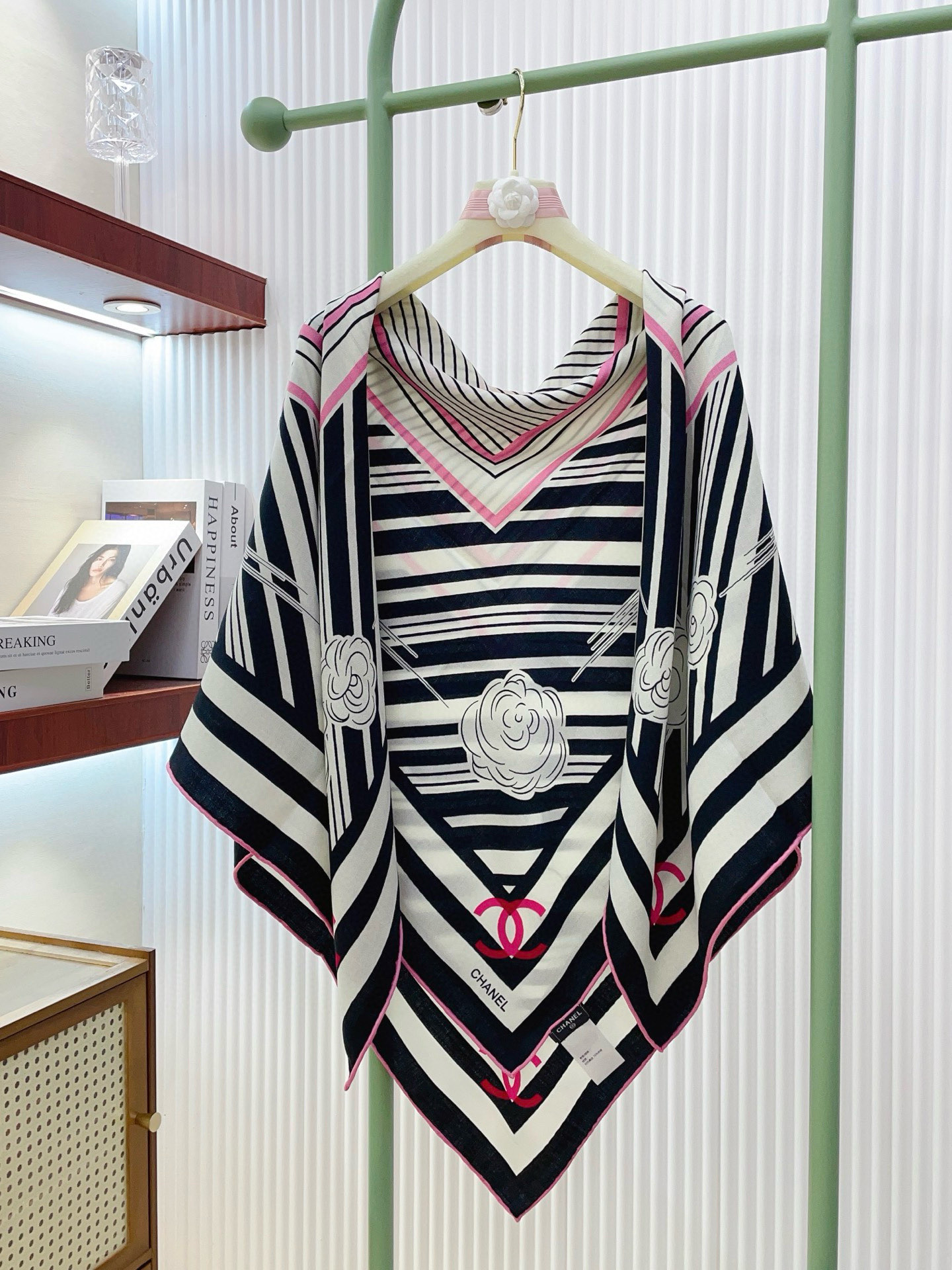 샤넬(CHANEL) 실크 캐시미어 목도리 스카프