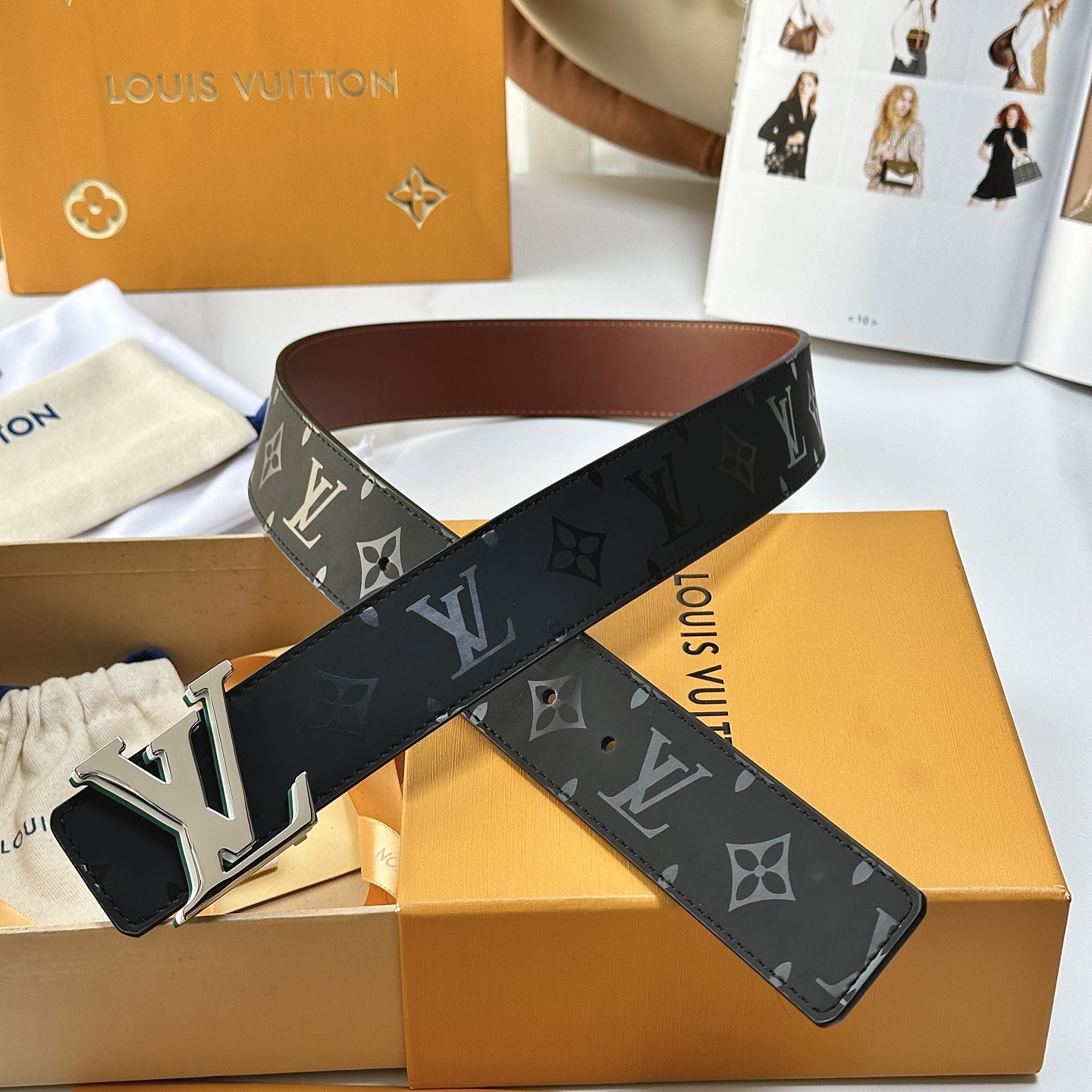 루이비통(LV) 남성 벨트 악세사리