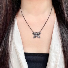 샤넬(CHANEL) 나비 목걸이 악세사리