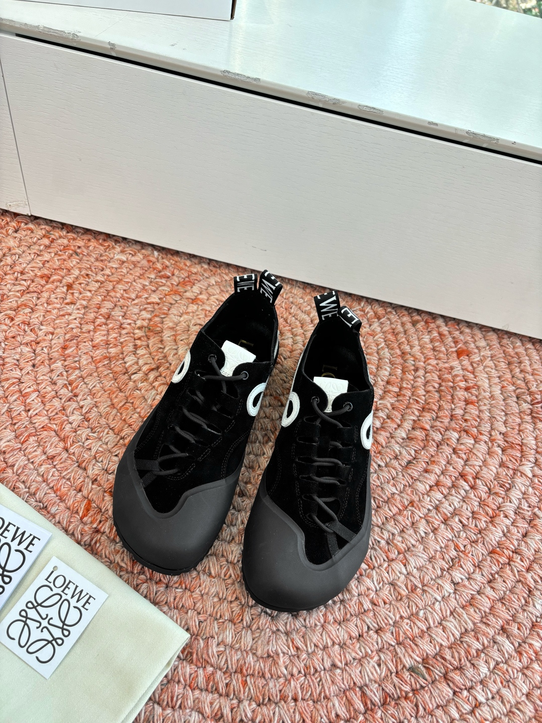 LOEWE 로에베 발레 아감 스니커즈 신발