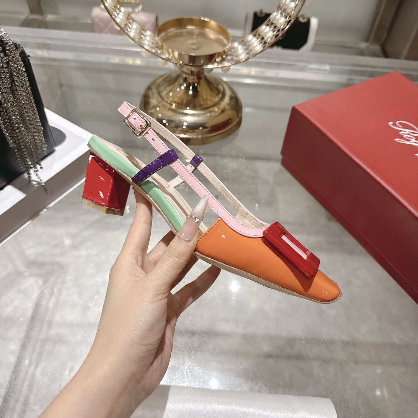 Roger vivier RV 로저 비비에 굽 샌들 신발