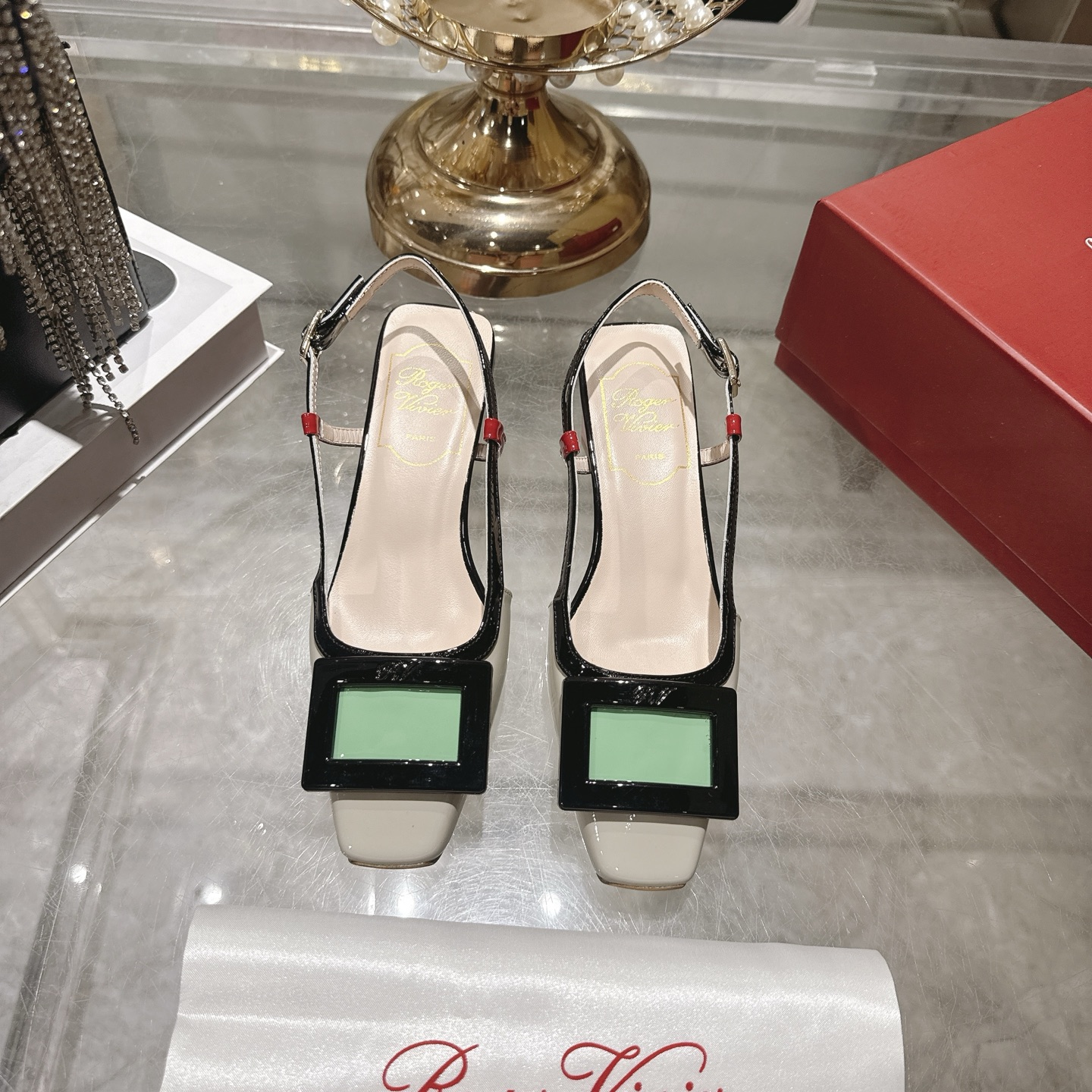 Roger vivier RV 로저 비비에 굽 샌들 신발