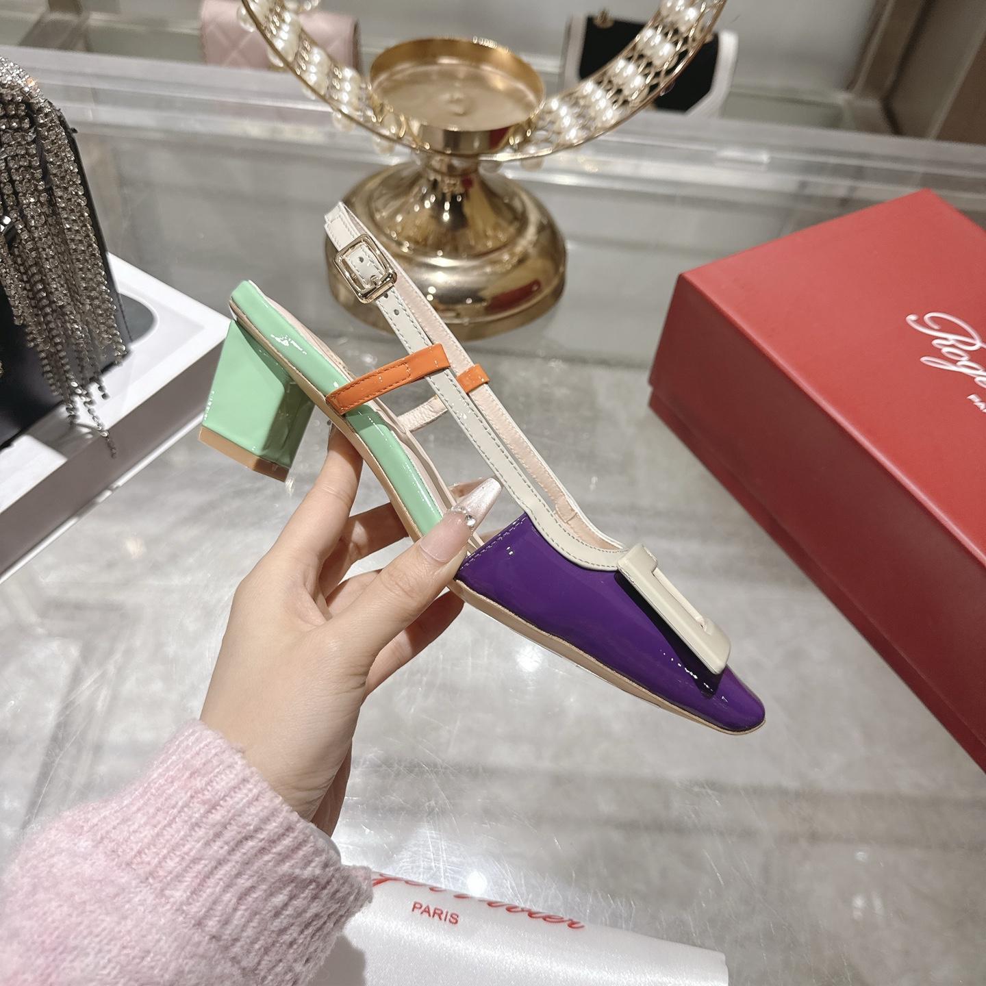 Roger vivier RV 로저 비비에 굽 샌들 신발