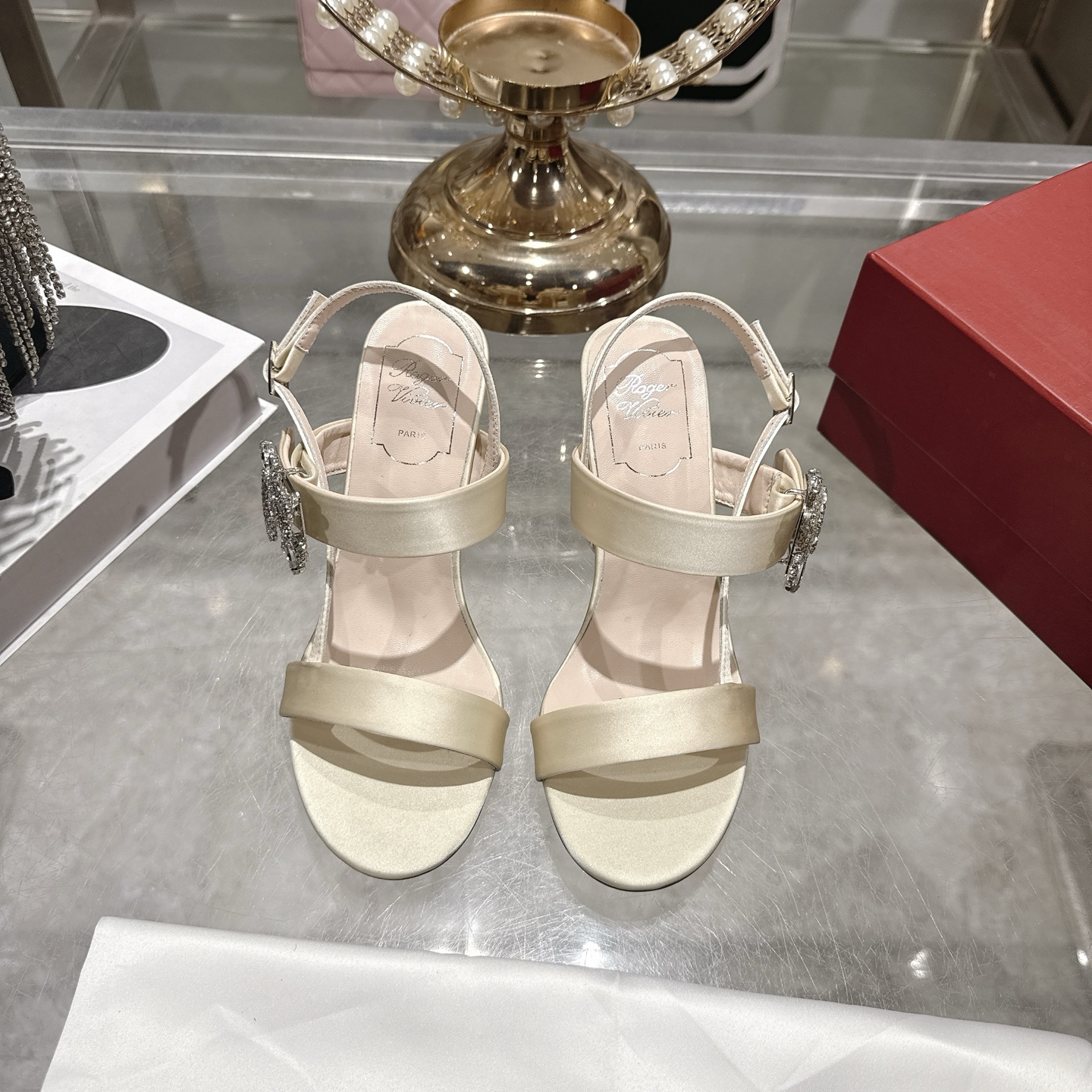 Roger vivier RV 로저 비비에 플라워 큐빅 힐 굽 샌들 구두 신발