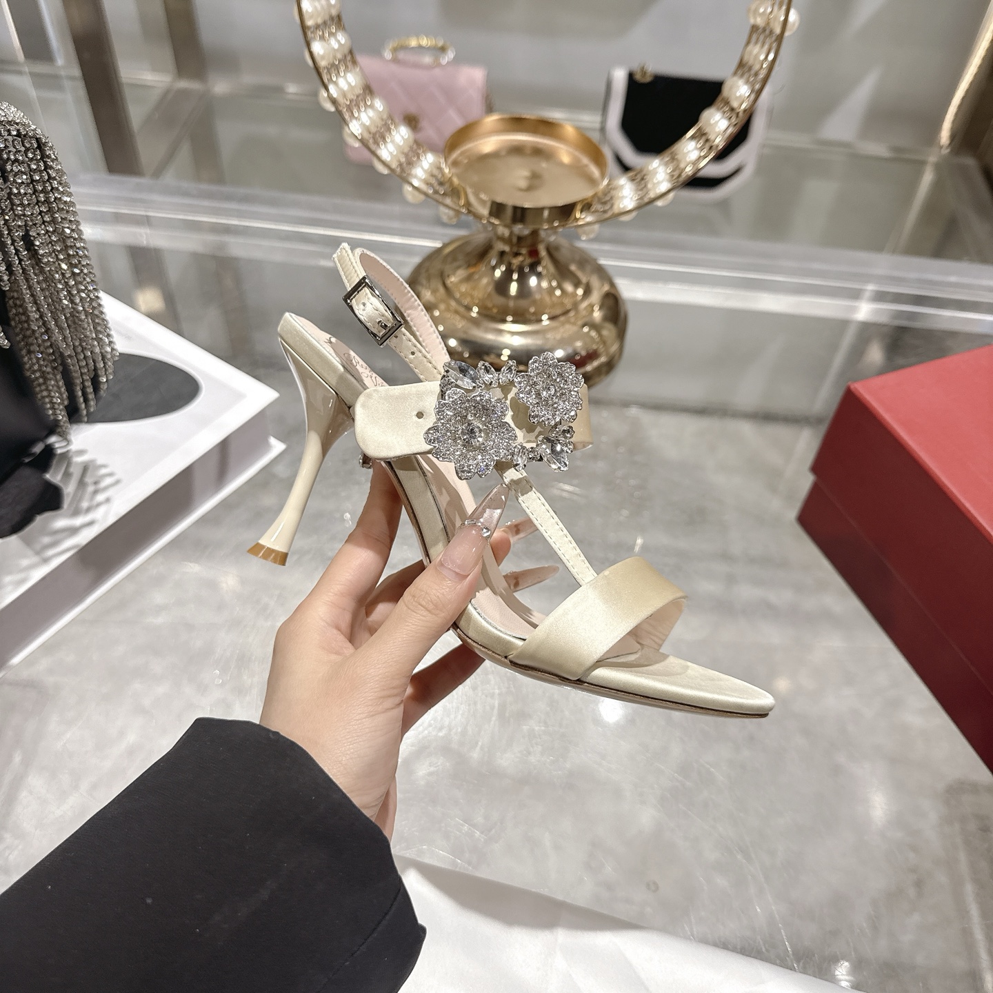 Roger vivier RV 로저 비비에 플라워 큐빅 힐 굽 샌들 구두 신발