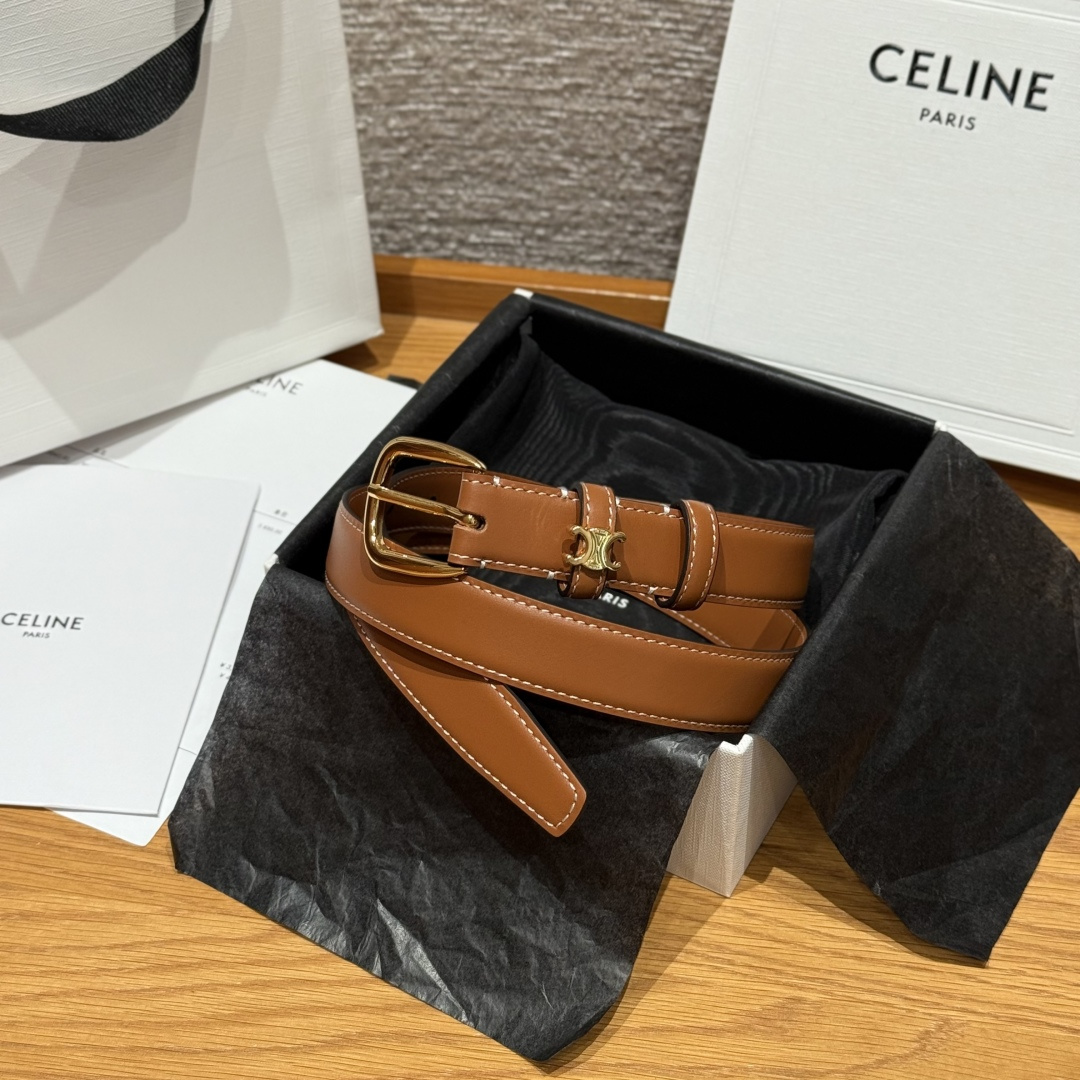 셀린느(Celine) 신상 양면 카프스킨 글로시 브라스 벨트