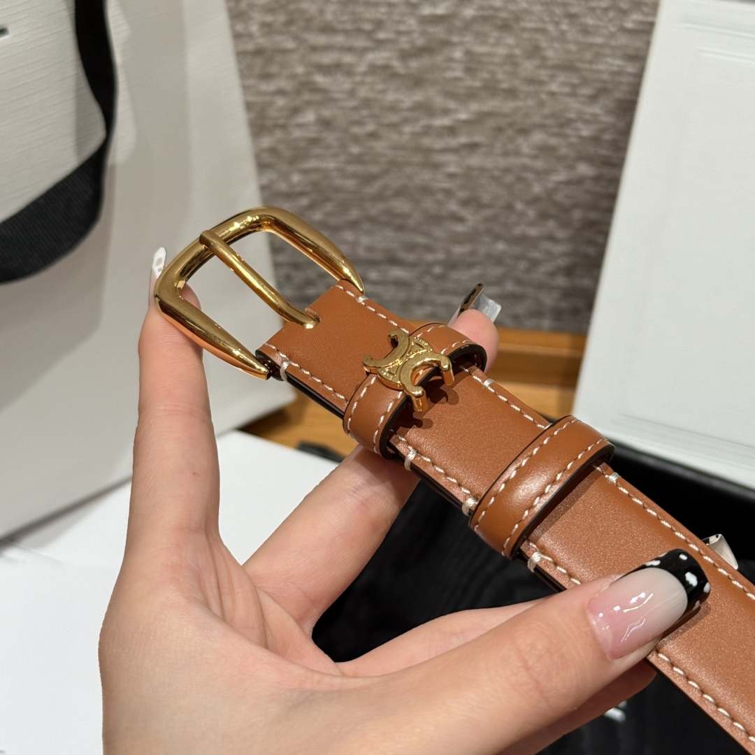 셀린느(Celine) 신상 양면 카프스킨 글로시 브라스 벨트