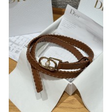 디올(Dior) 인트레치아토 카프스킨 쥬얼 버클 벨트 악세사리