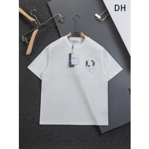 디올(Dior)로고 자수 비치웨어 캡슐 티셔츠 의류
