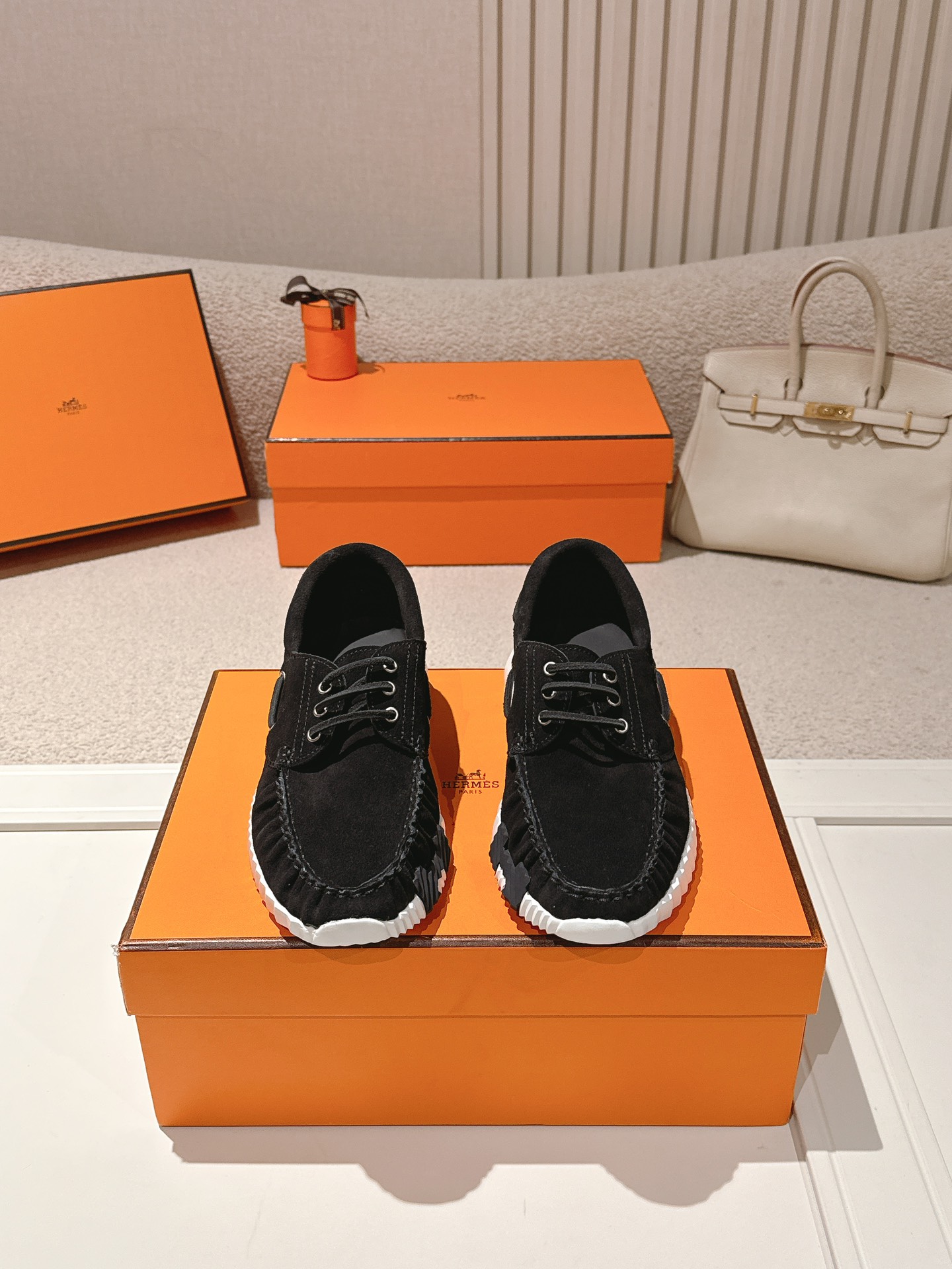 에르메스(HERMES) 커플 레저 스니커즈 신발