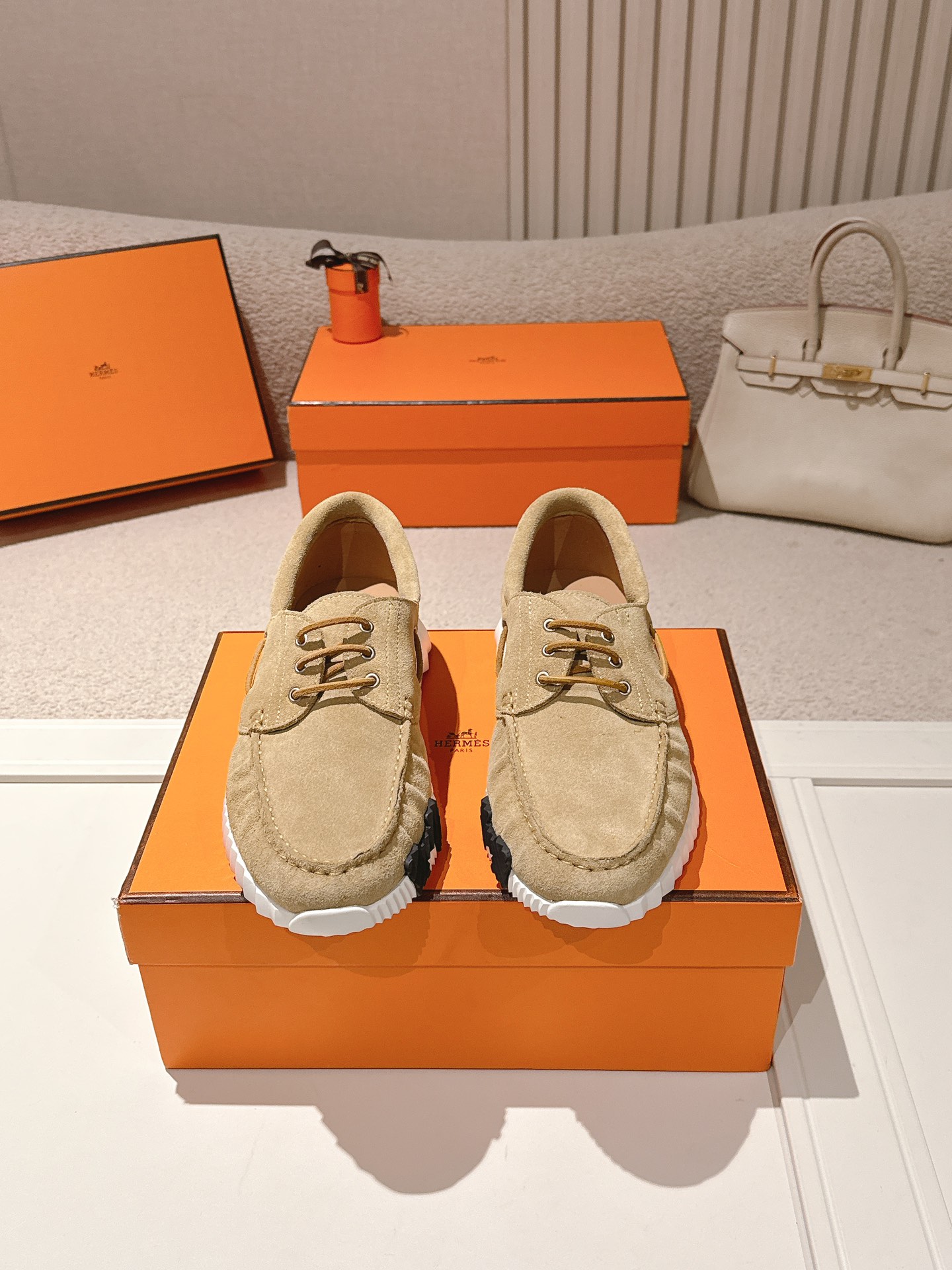 에르메스(HERMES) 커플 레저 스니커즈 신발