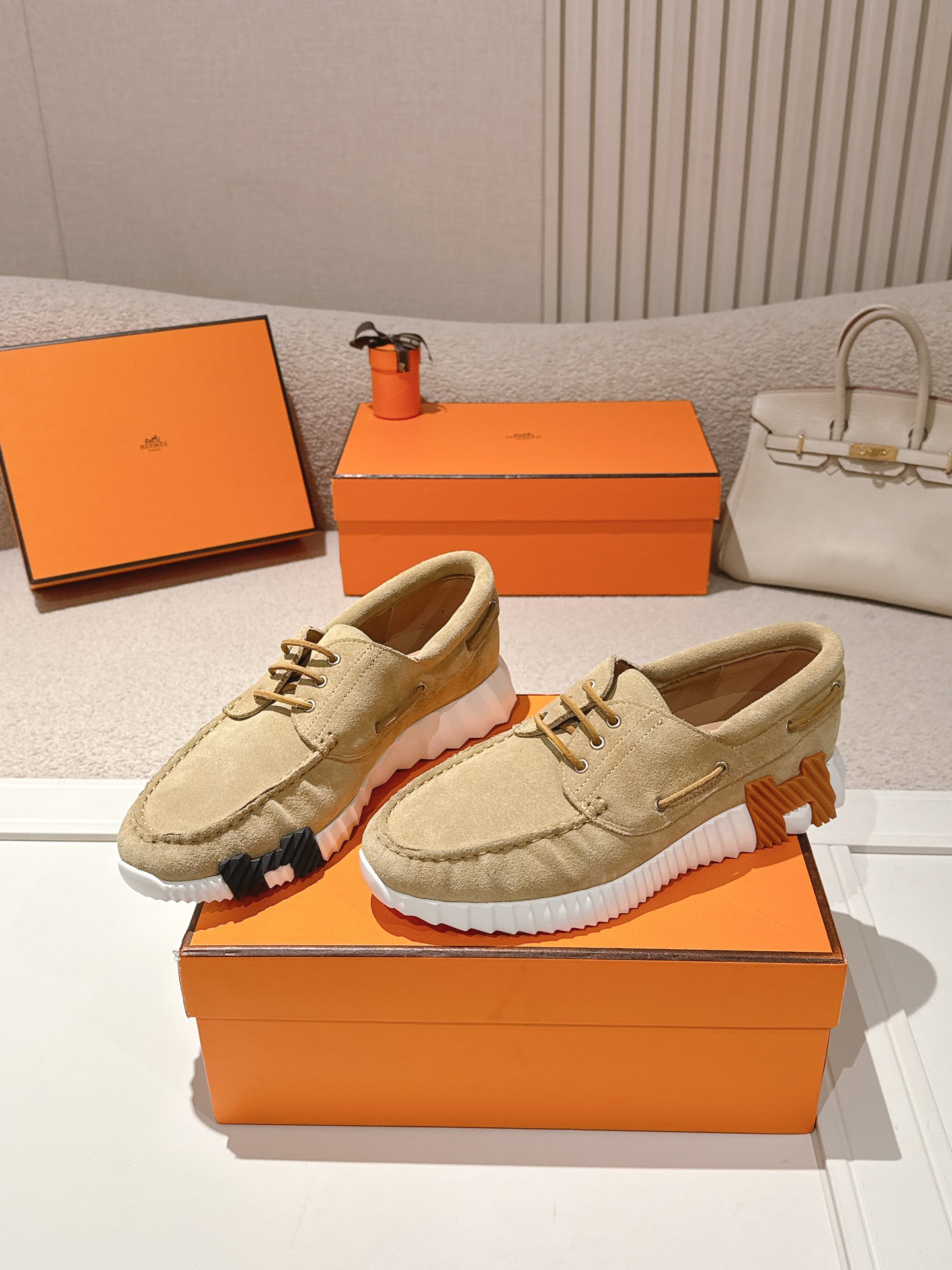 에르메스(HERMES) 커플 레저 스니커즈 신발