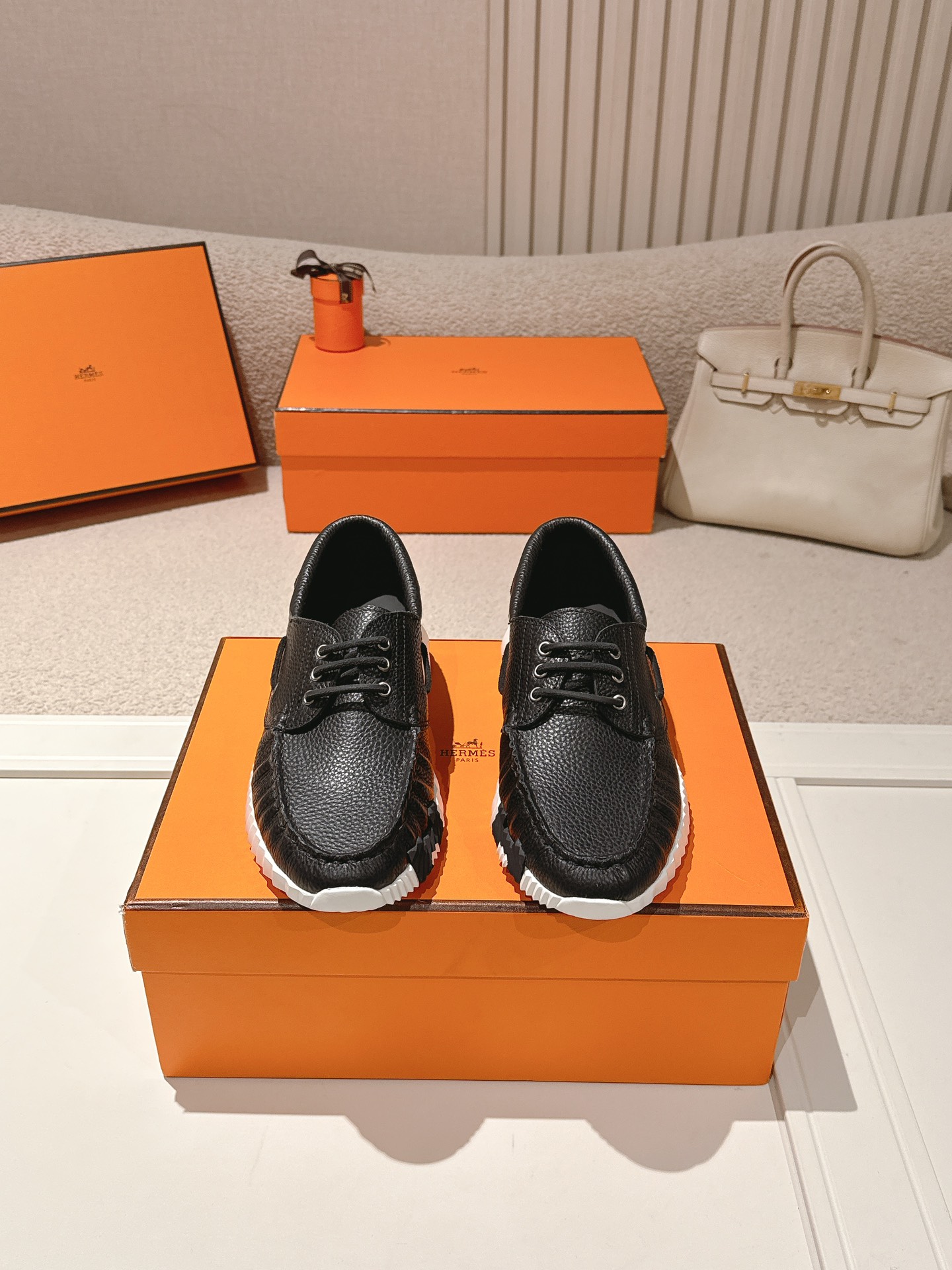 에르메스(HERMES) 커플 레저 스니커즈 신발