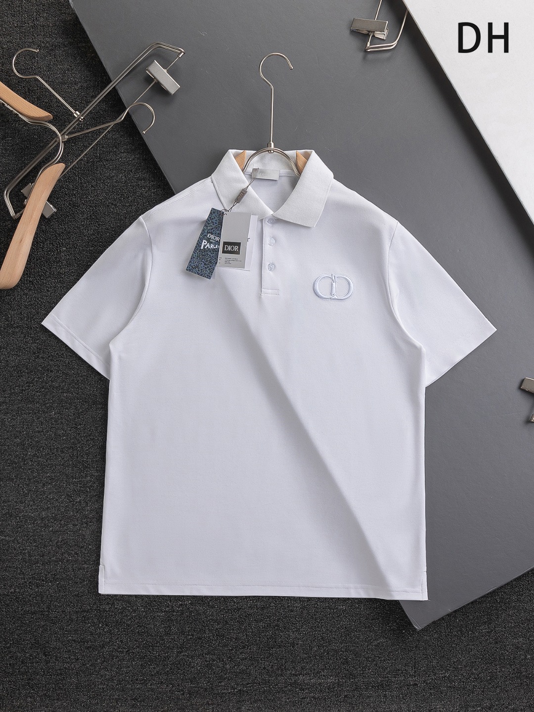 디올(DIOR) 로고 카라 반팔 티셔츠 의류