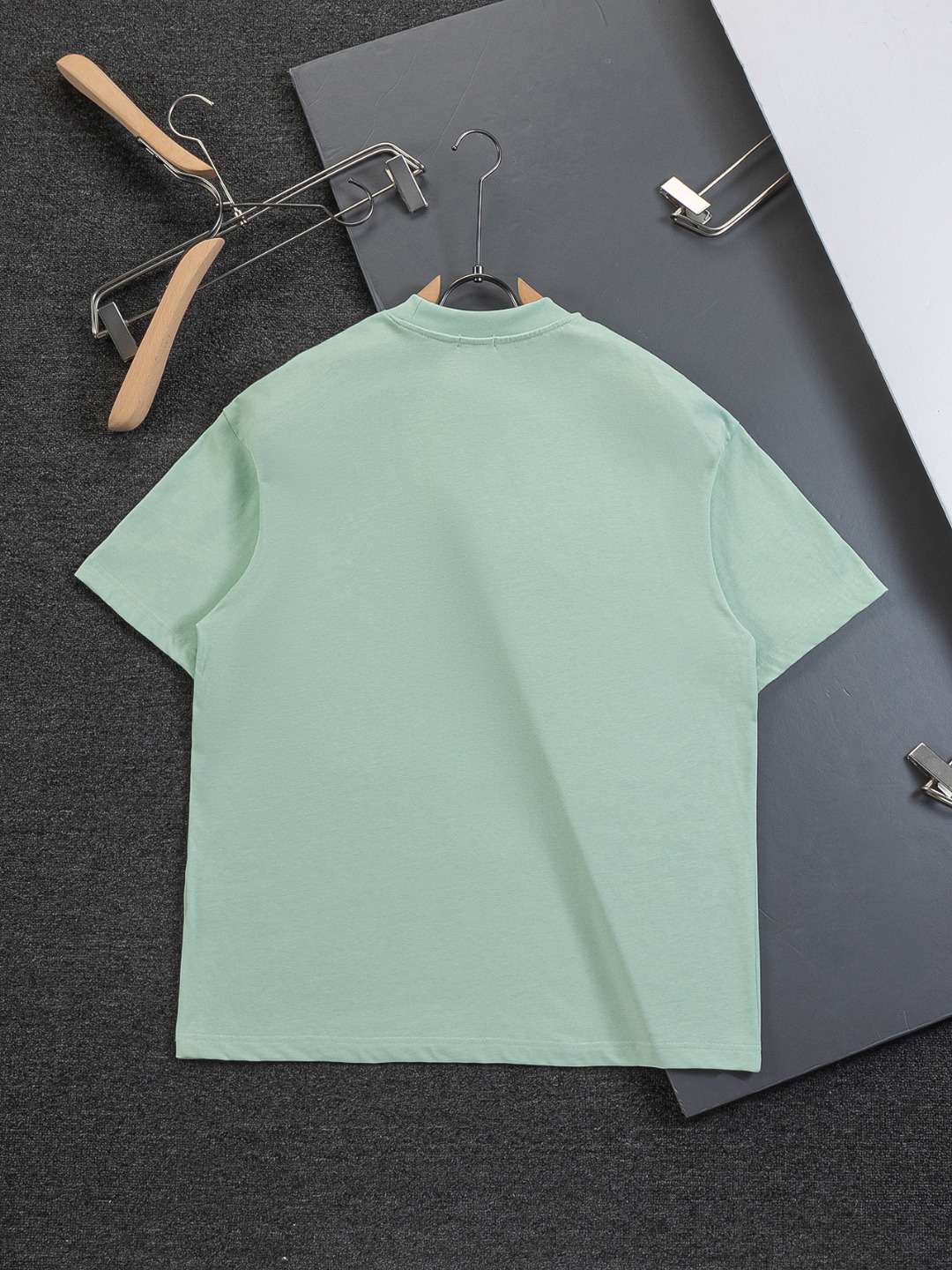 버버리(BURBERRY) 체크 자수 반팔 티셔츠 의류