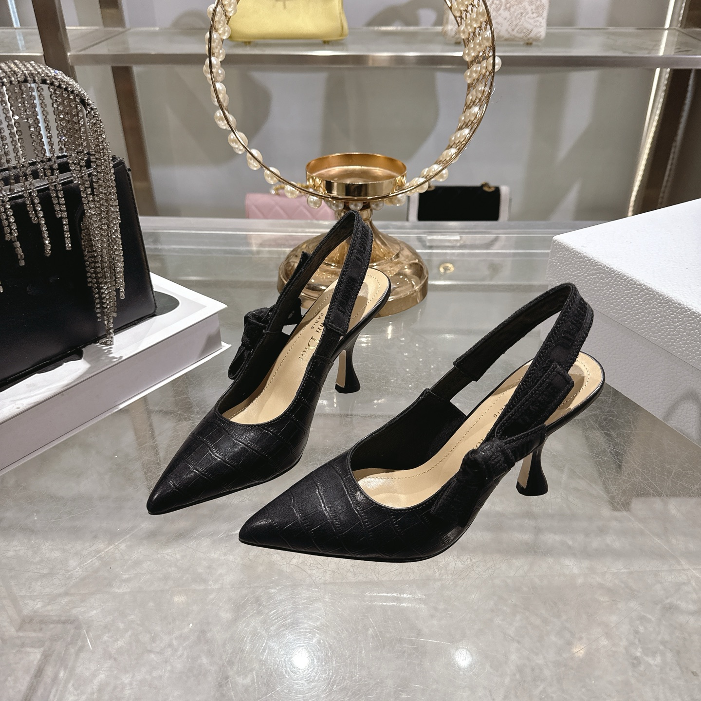 디올(Dior) CD 오트쿠튀르 런웨이 아이콘 뮬 힐 구두 샌들 신발