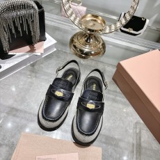 미우미우(miumiu) 코인 슬링백 샌들 로퍼 단화 신발