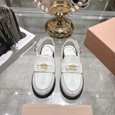 미우미우(miumiu) 코인 슬링백 샌들 로퍼 단화 신발