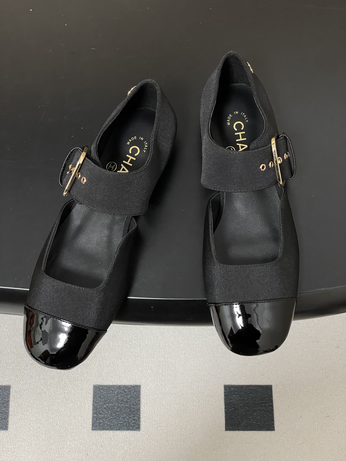 샤넬(Chanel) 26P 신상 투톤 스퀘어토 메리제인 플랫 슈즈 단화 신발