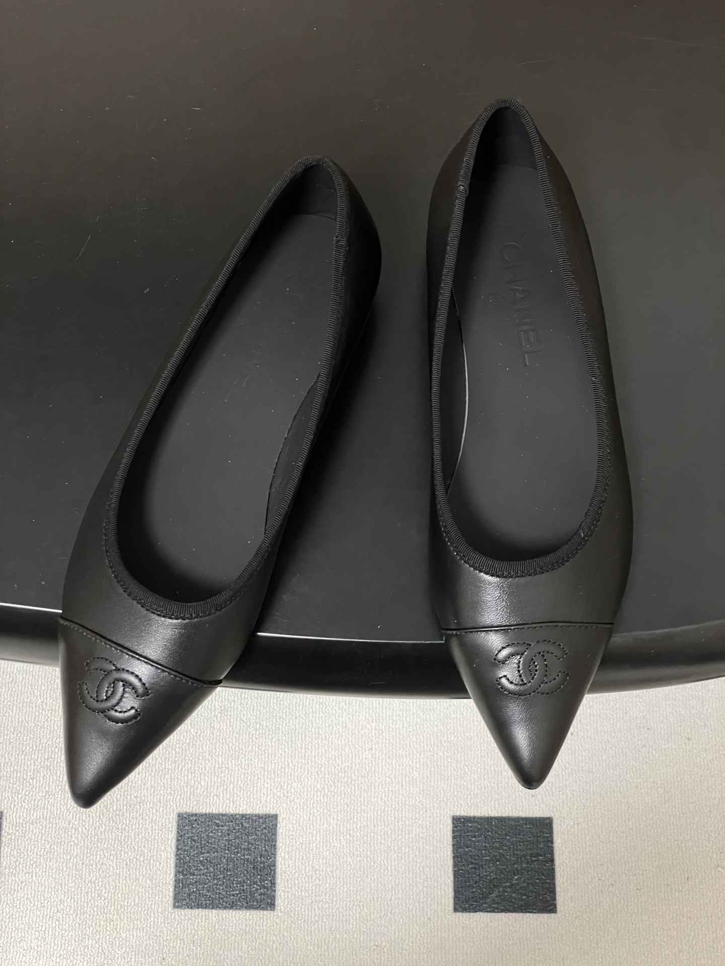 샤넬(Chanel) 26P 스틸레토 배색 발레리나 플랫 슈즈 구두 신발
