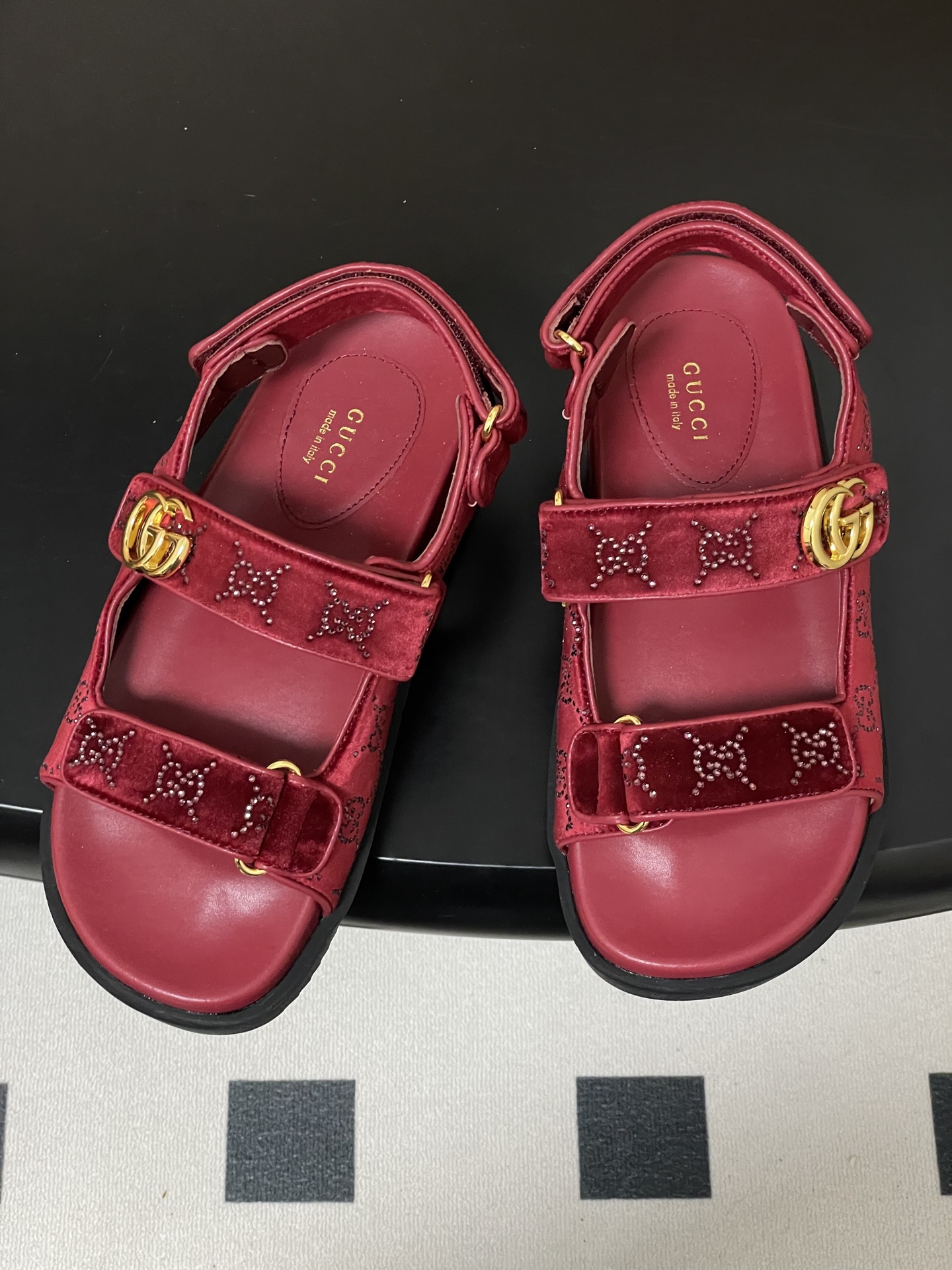 구찌(Gucci) GG 크리스탈 벨크로 샌들 슬리퍼 신발