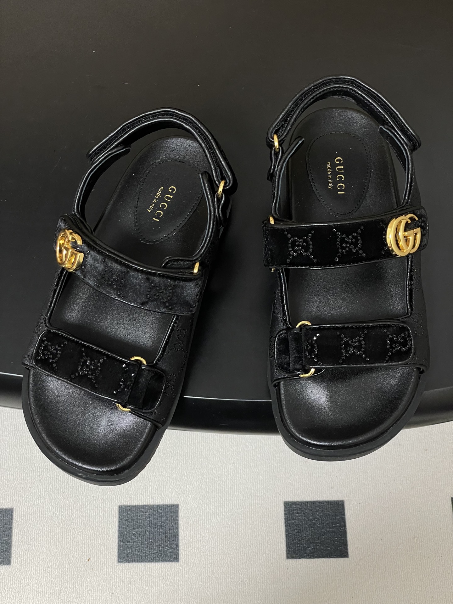 구찌(Gucci) GG 크리스탈 벨크로 샌들 슬리퍼 신발