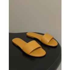 셀린느(CELINE) 클래식 트리옹프(Triomphe) 뮬 샌들 슬리퍼 신발