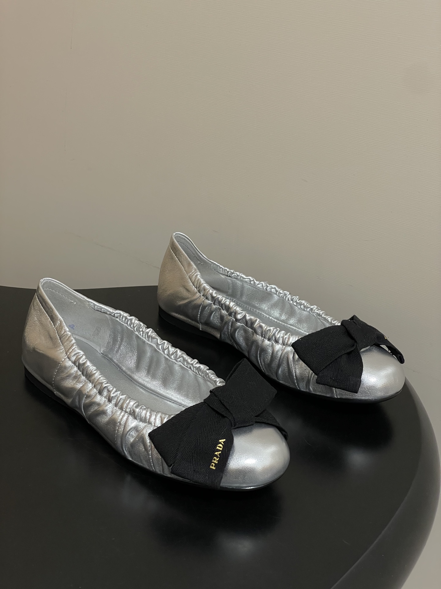 프라다(Prada) 프렌치 빅 리본 발레리나 플랫 슈즈 로퍼 단화 신발