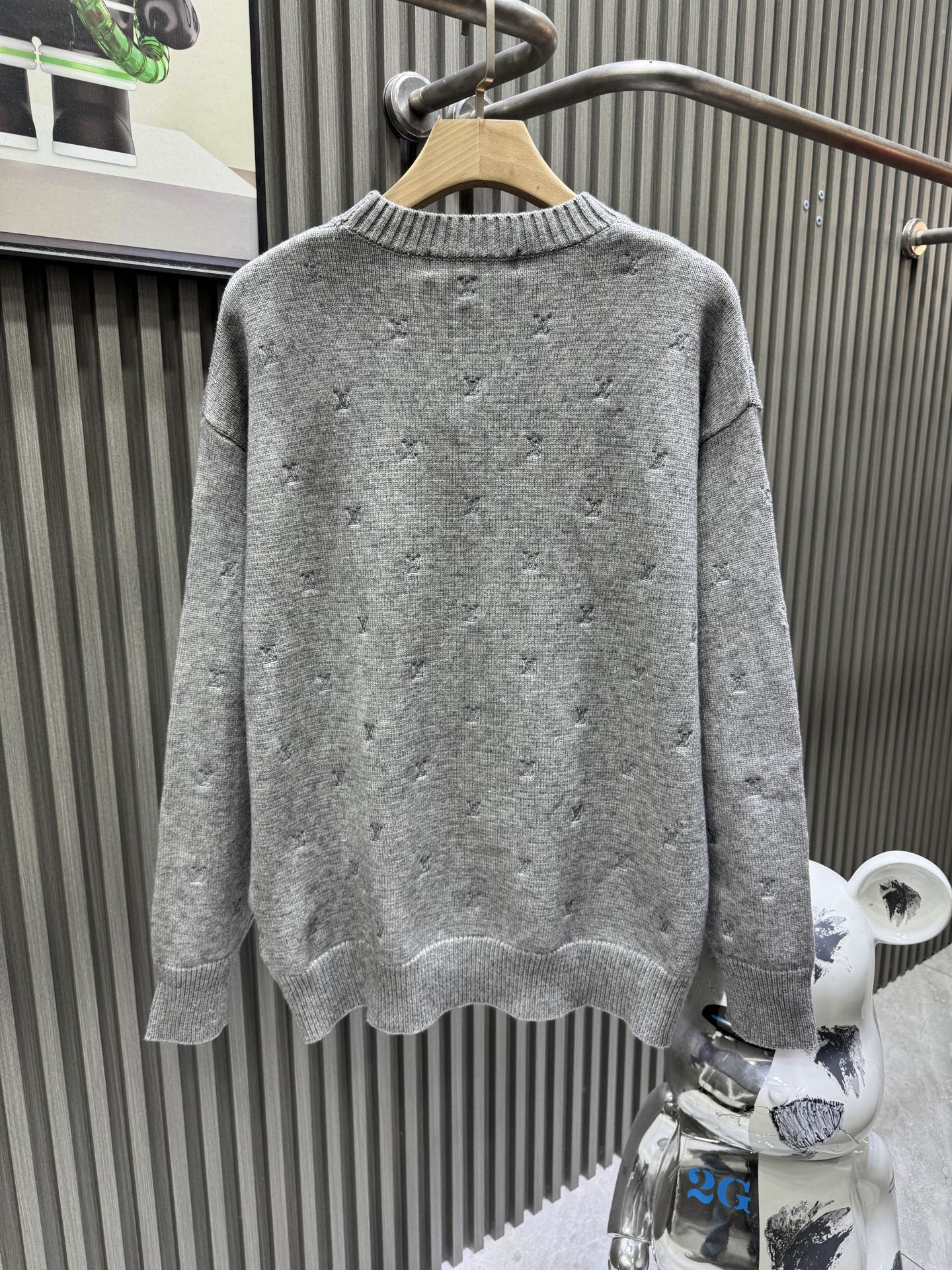 루이비통(LV) 풀 로고 스몰 자수 라운드 니트 의류