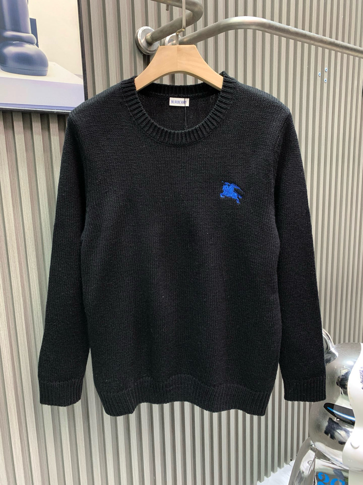버버리(BURBERRY) 로고 자수 울 니트 의류