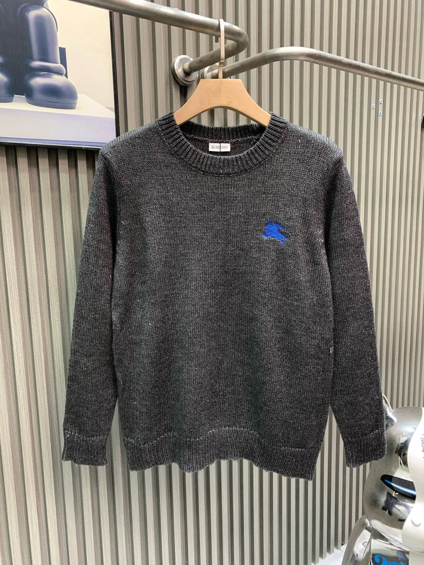 버버리(BURBERRY) 로고 자수 울 니트 의류