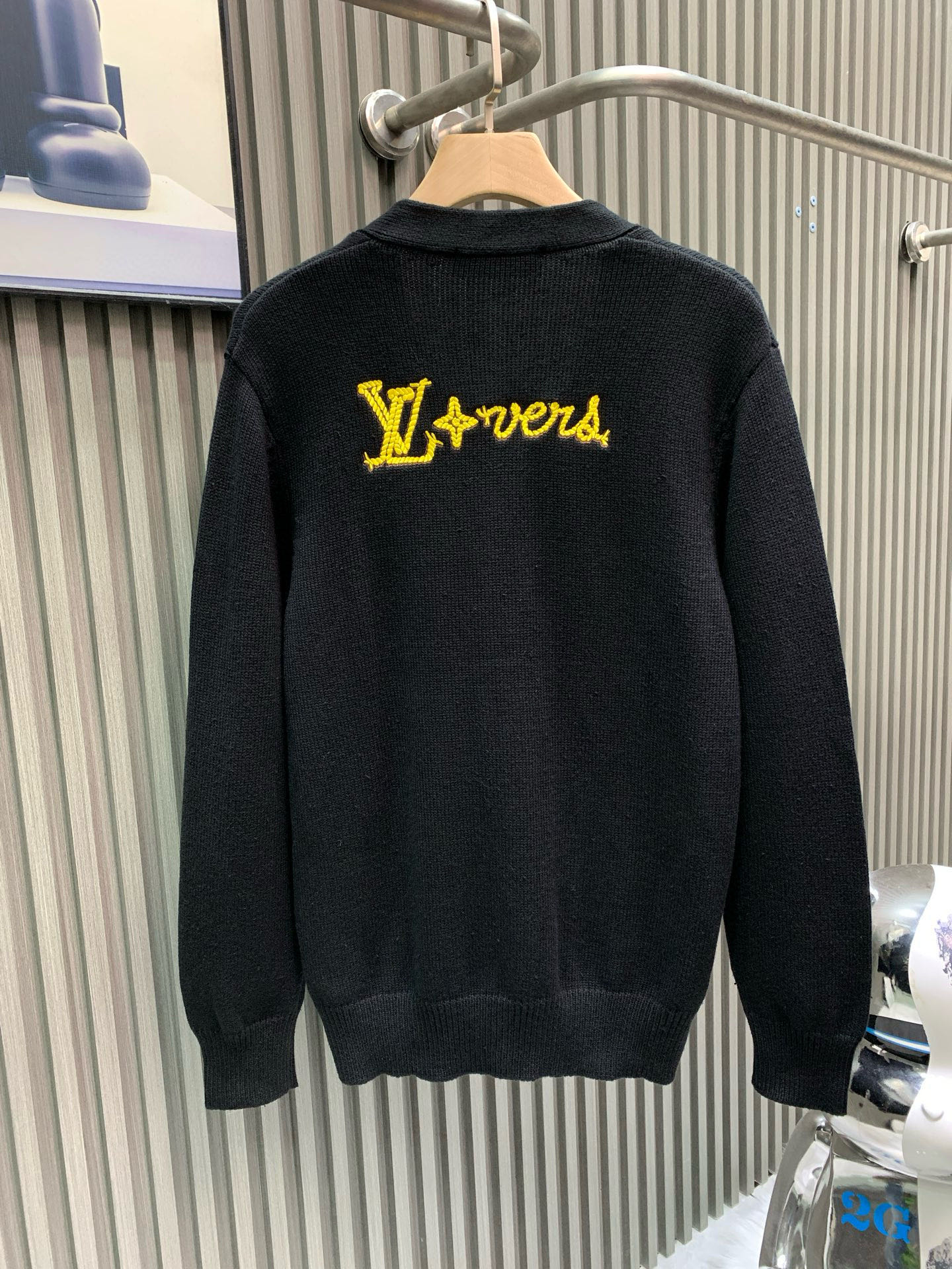 루이비통(LV) 레터 로고 니트 가디건 의류