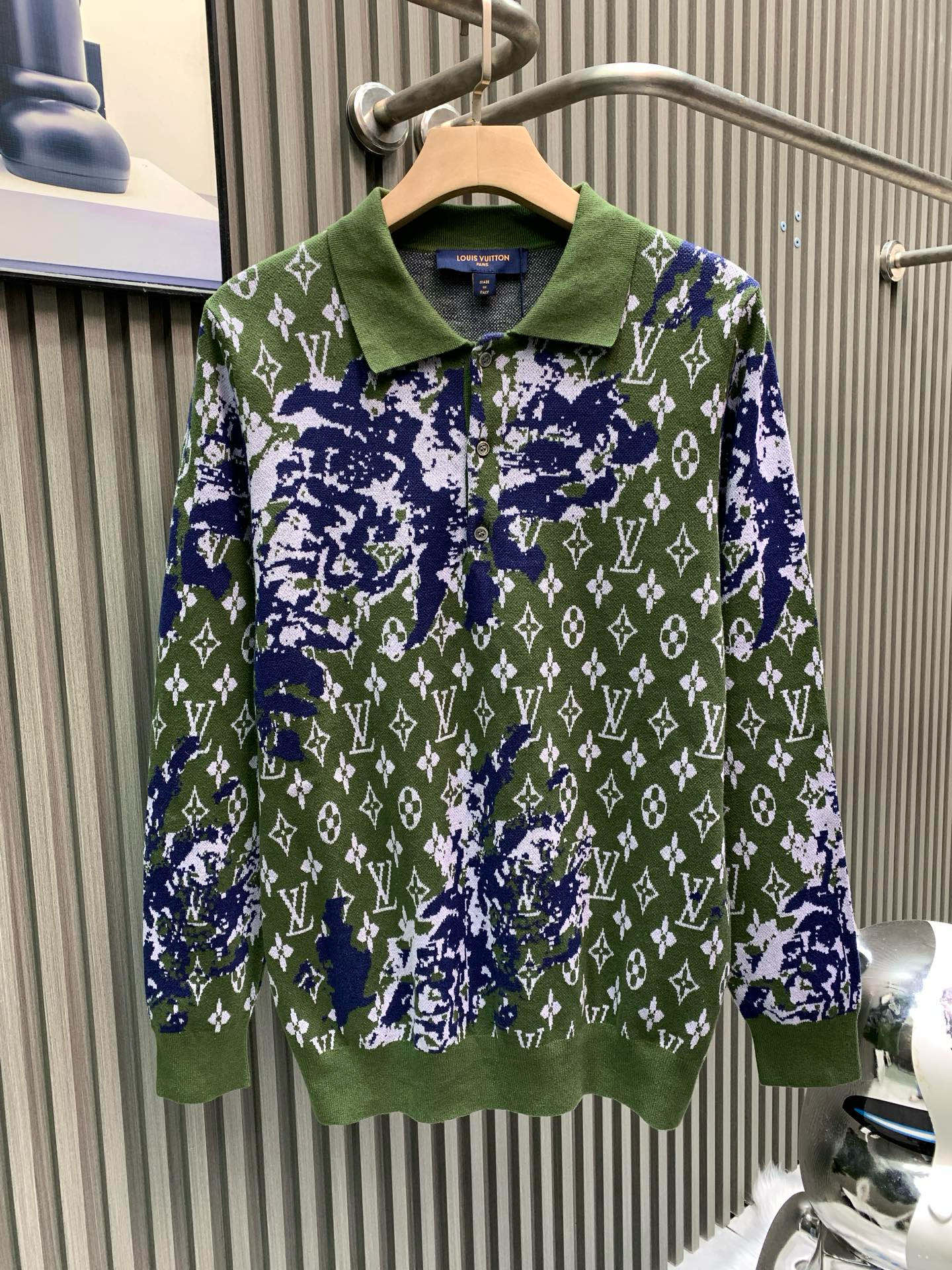 루이비통(LV)  풀오버 폴로 니트 의류