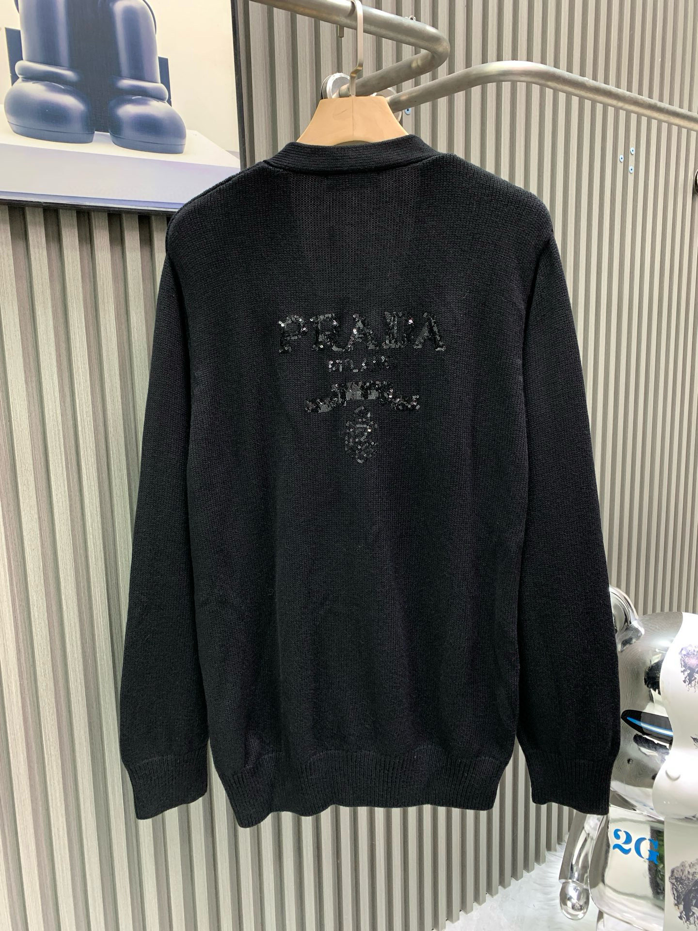 프라다(PRADA) V넥 니트 가디건 의류