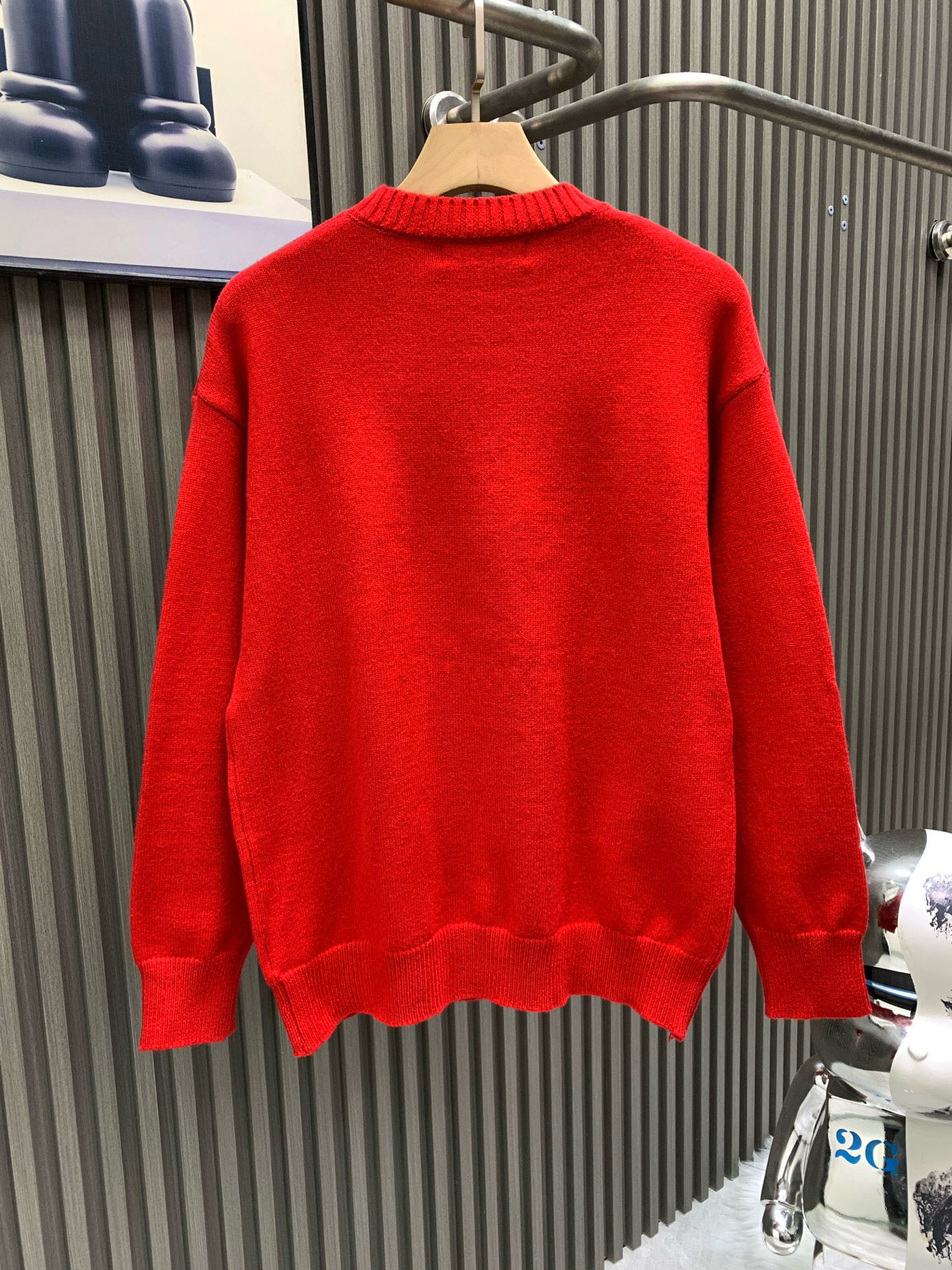 루이비통(LV) × 퍼렐 윌리엄스 수공 진주 자수 라운드 스웨트셔츠 의류