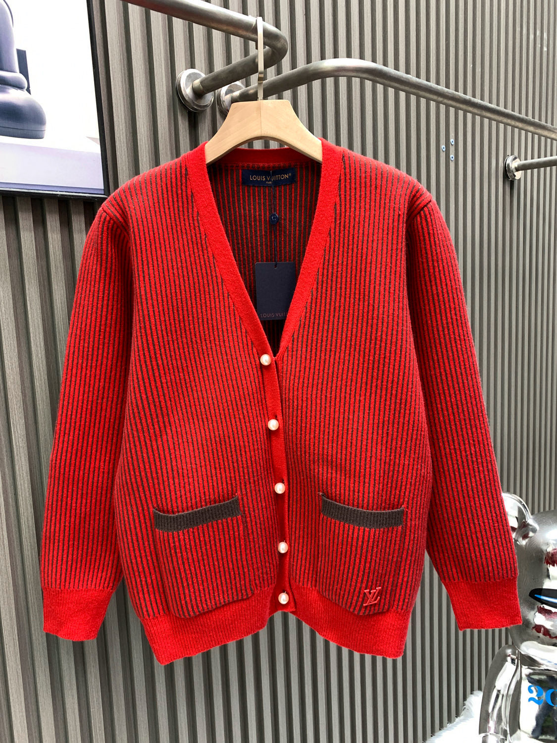 루이비통(LV) × 박서보 울 가디건 의류