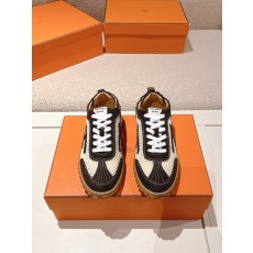 에르메스(HERMES) 스웨이드 고트 레더 스니커즈 신발