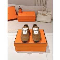 에르메스(HERMES) 스웨이드 고트 레더 스니커즈 신발